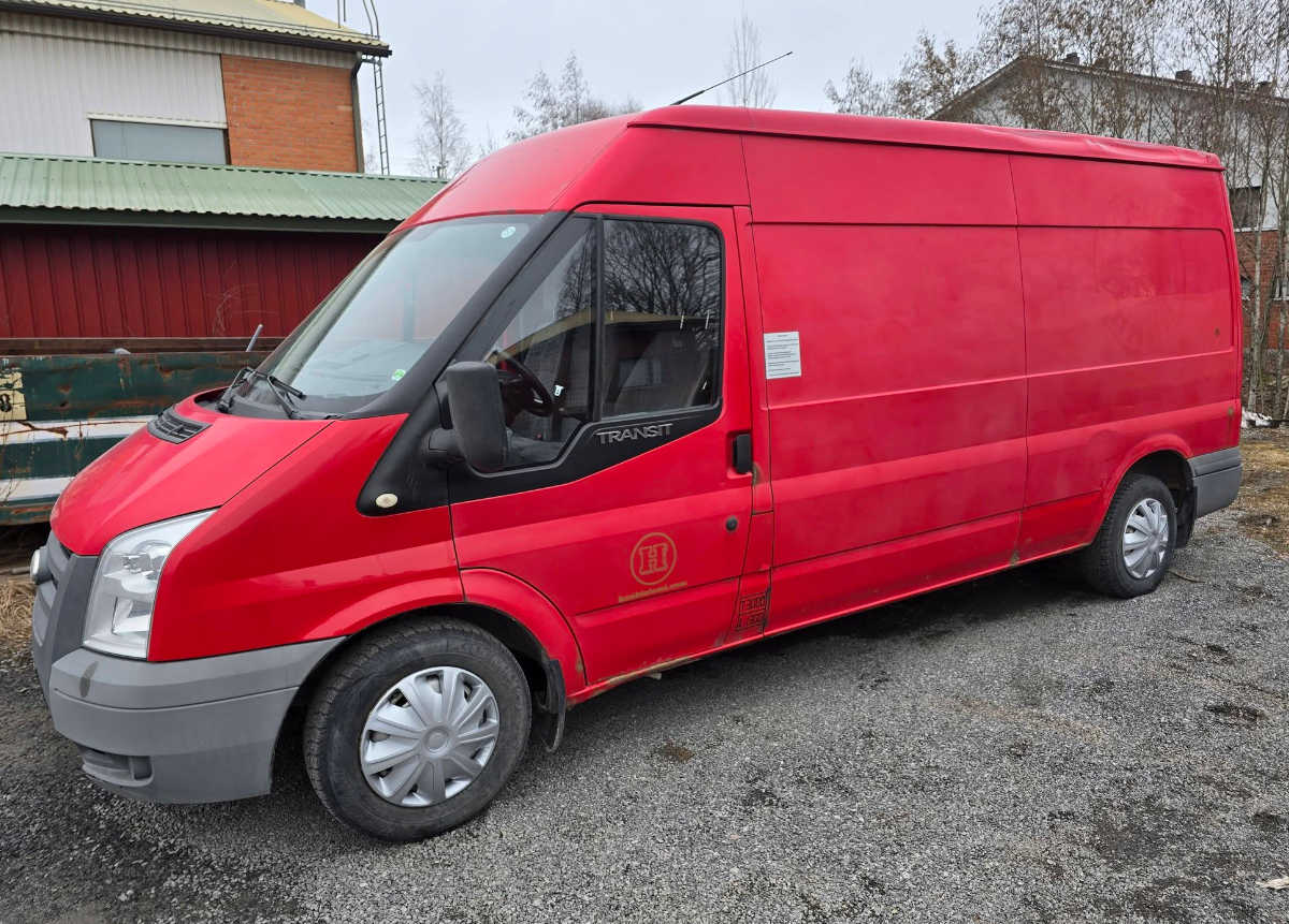 Pakettiauto vuokraus Tampere