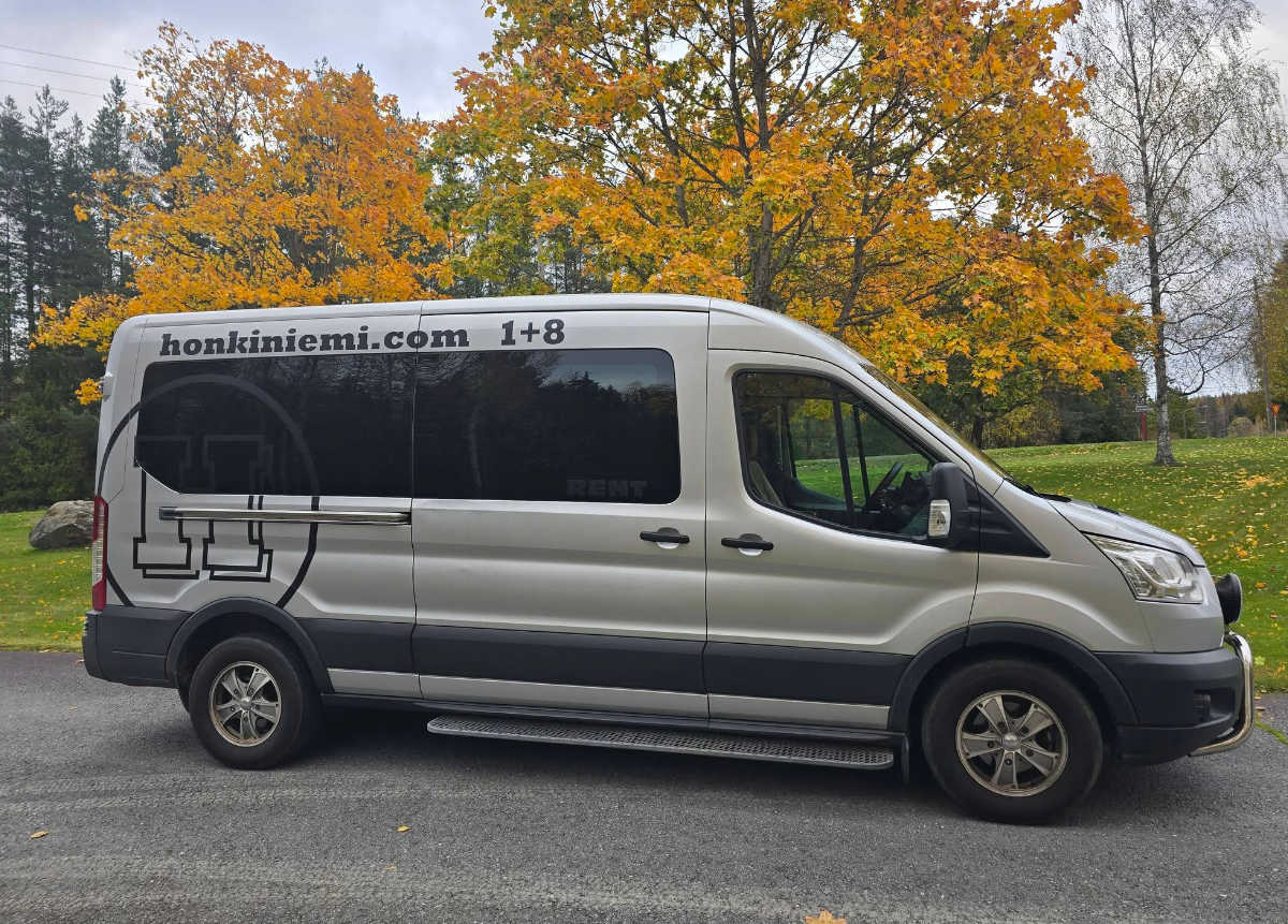 Pakettiauto vuokraus Tampere